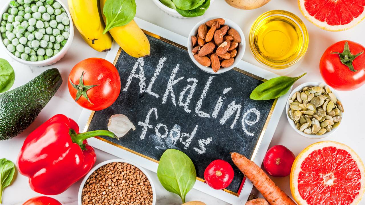 What is Alkaline Vegan? A Deep Dive into the Health Benefits and Lifestyle Practices
