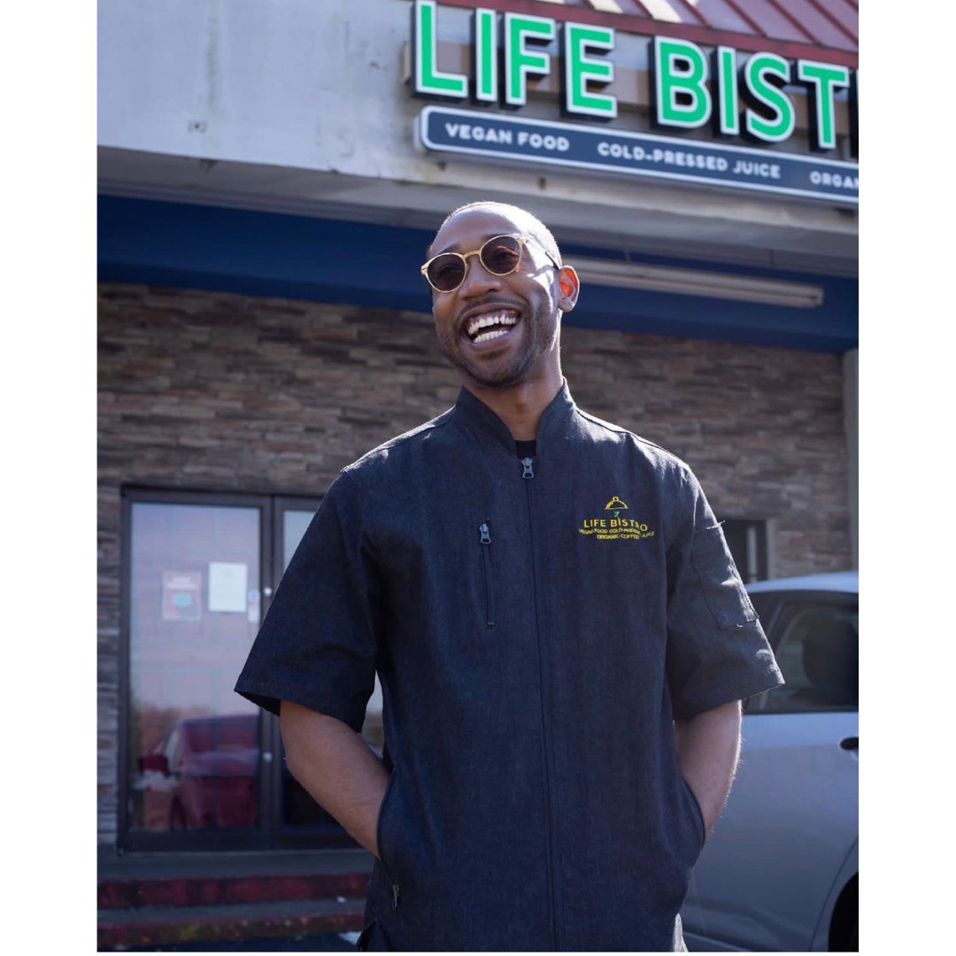 christmas happy holiday opening hours instagram post